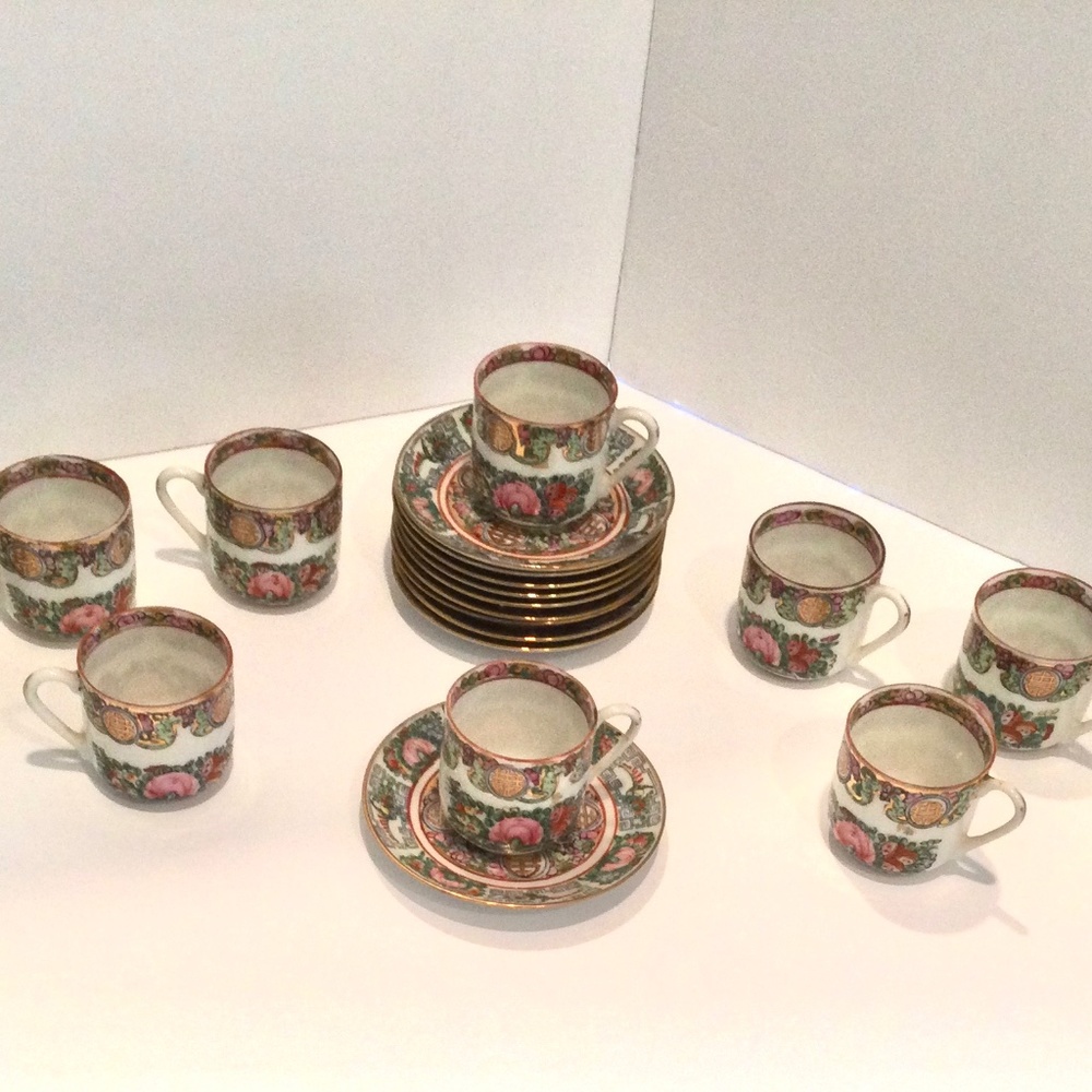 Chinese Famille Porcelain Rose Media;;ops Demitasse Tea Cup And Saucer Set of 10